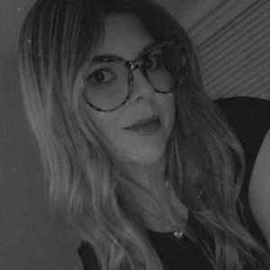 Meet your Posher, Isabel